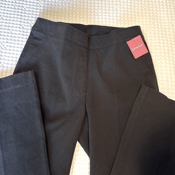 SPANX Polished Kick Flair Pant, Woman’s Size Small (UK 8-10, EUR 34-36) - Picture 5 of 14